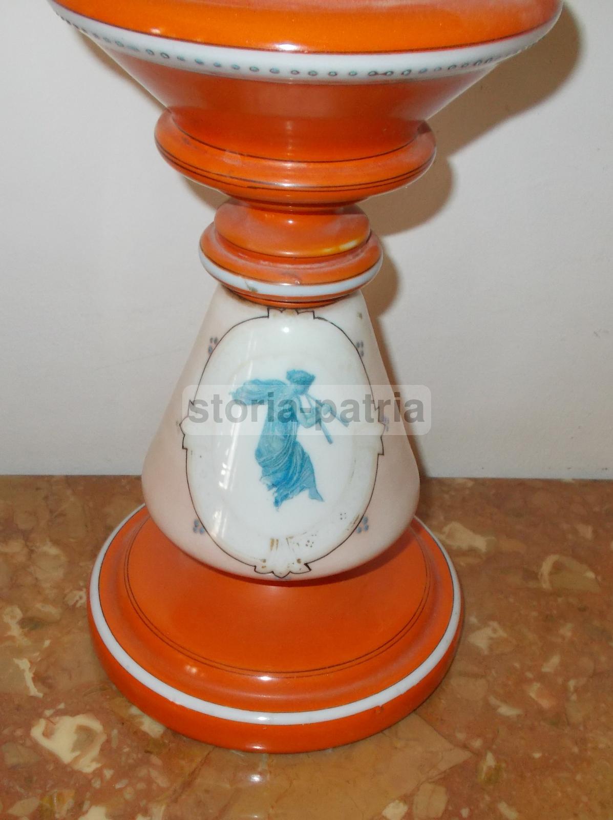 Antica Lampada, Decorativi Motivi Neoclassici, Allegoria Della Musica, A Petrolio immagine 3