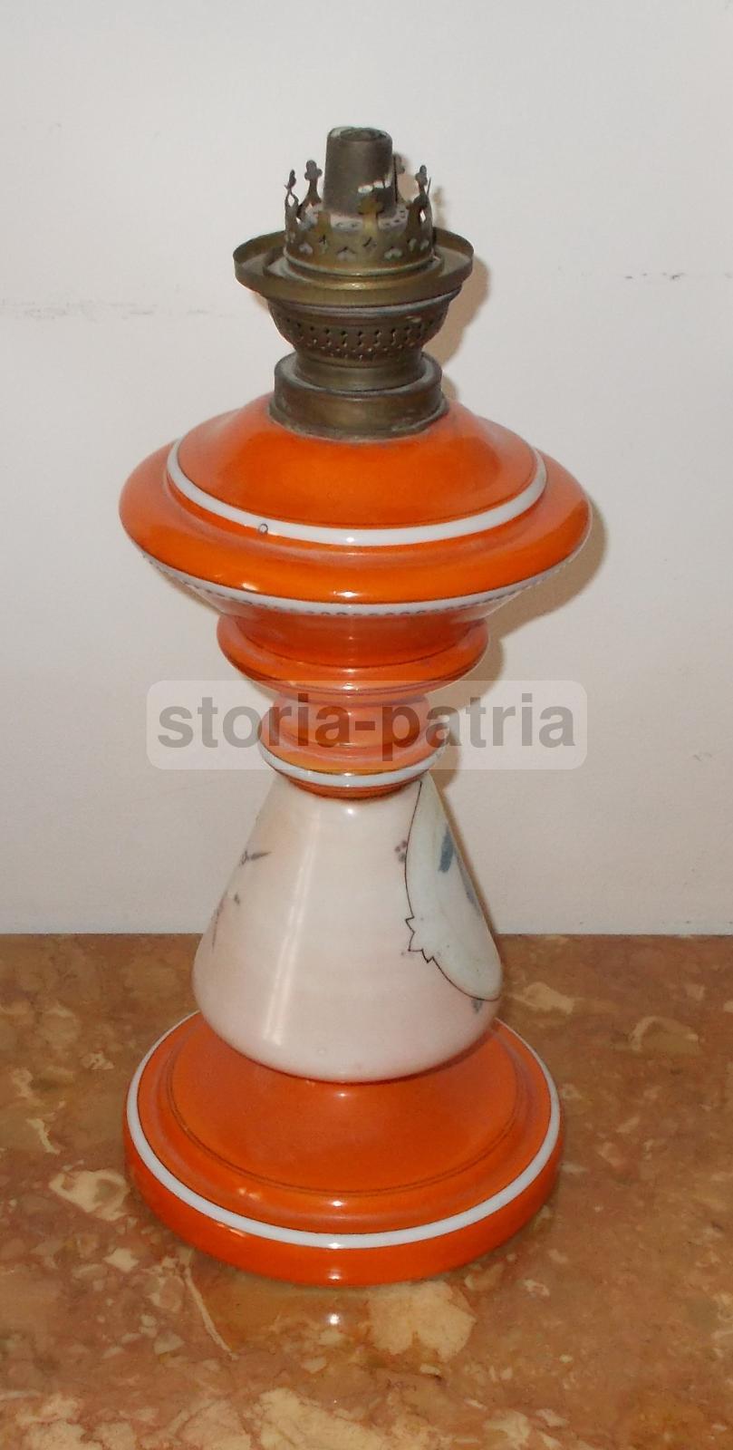 Antica Lampada, Decorativi Motivi Neoclassici, Allegoria Della Musica, A Petrolio immagine 5