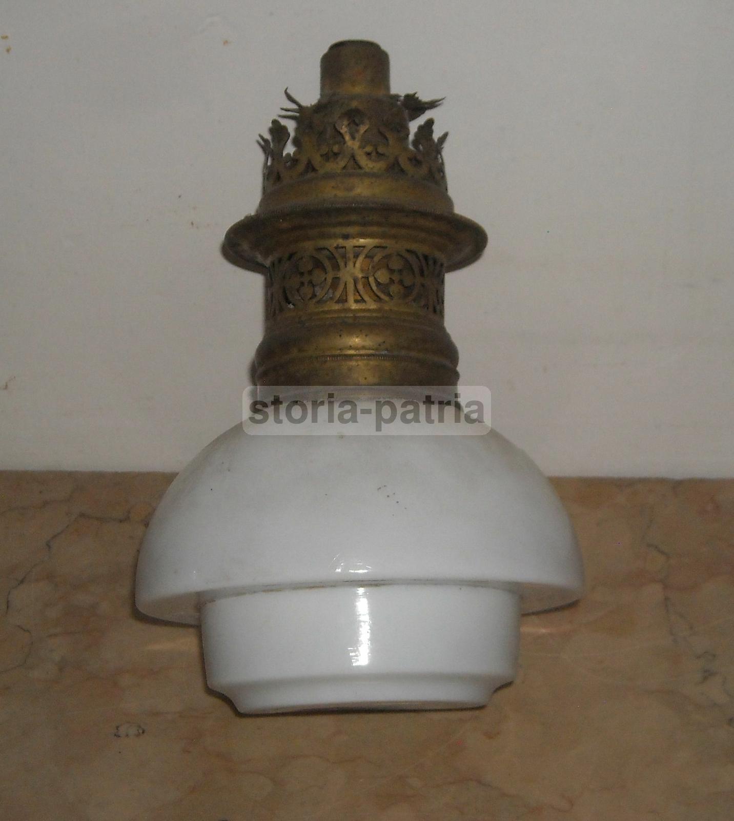 Antica Lampada, Vetro Opaline Bianco, Lume Da Collezione, d'Epoca, Ditmar, Vienna immagine 3