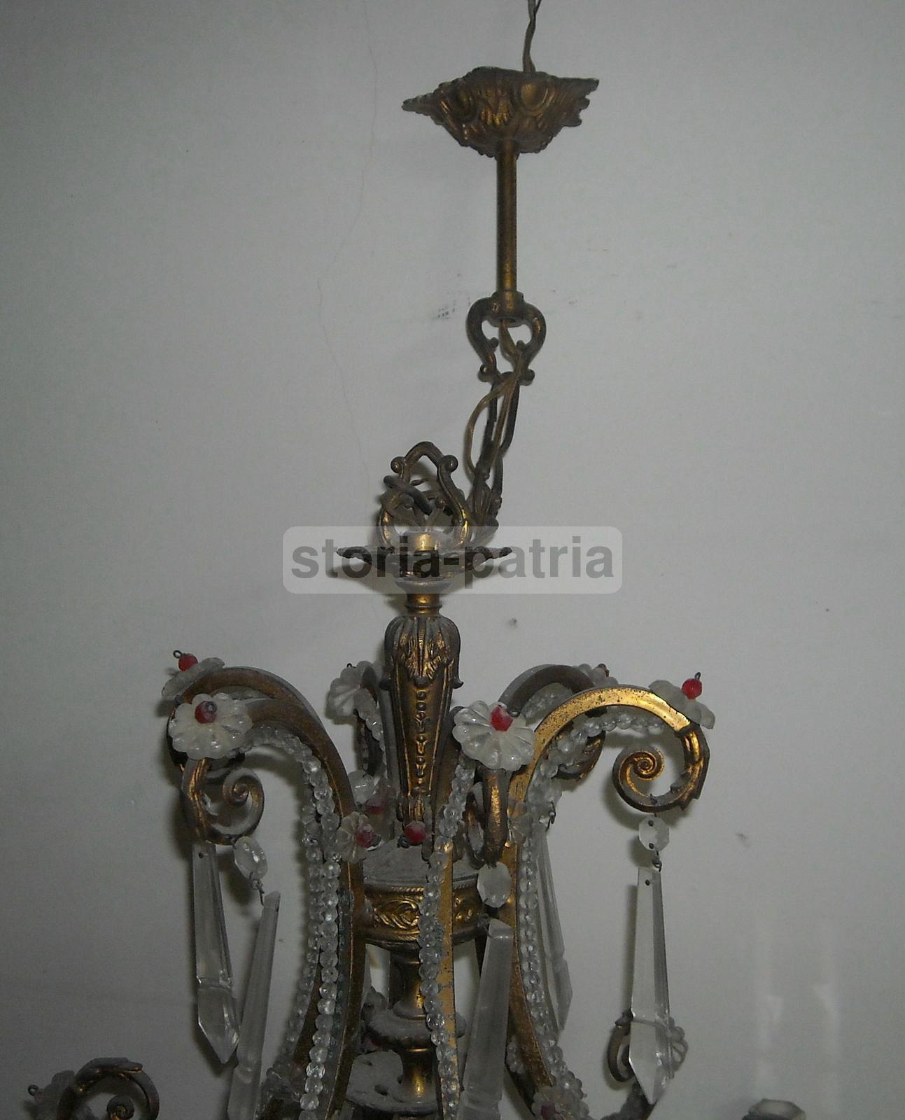 Bellissimo Grande Lampadario, Decorativo Ed Elegante, Antico, Utilissimo, d'Epoca immagine 10
