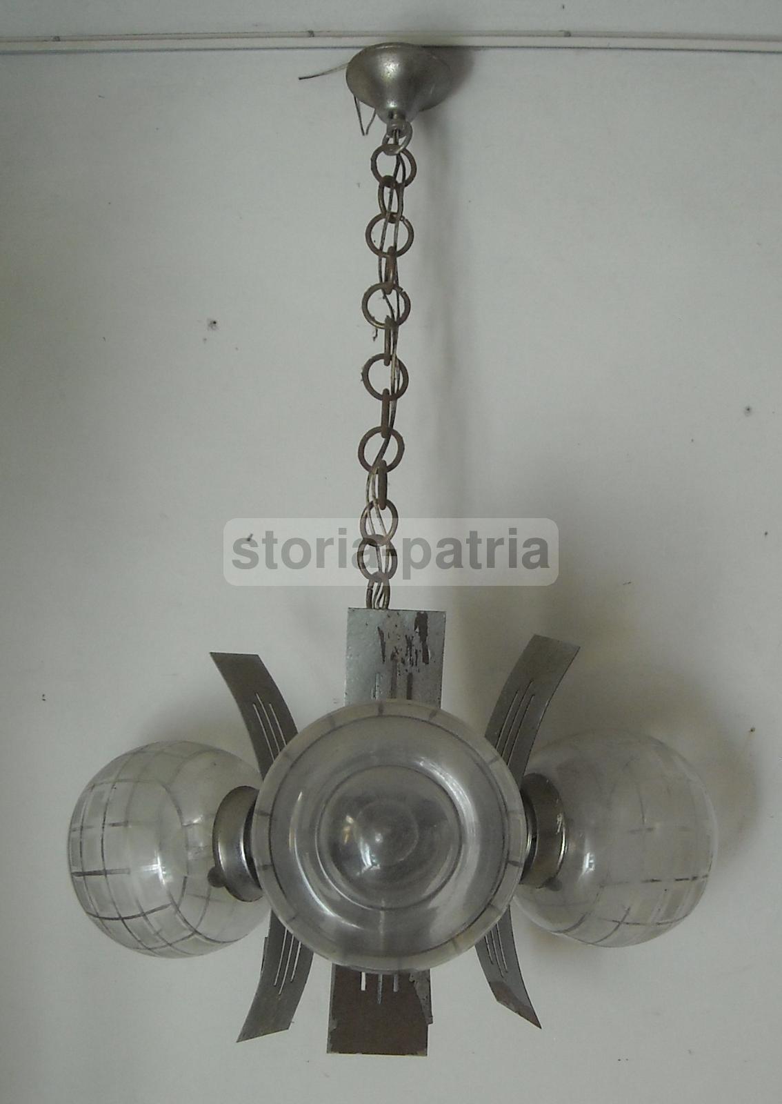 Design, Modernariato, Inusuale Lampadario d'Epoca, Decorativo, Metallo Cromato, Vetri immagine 1