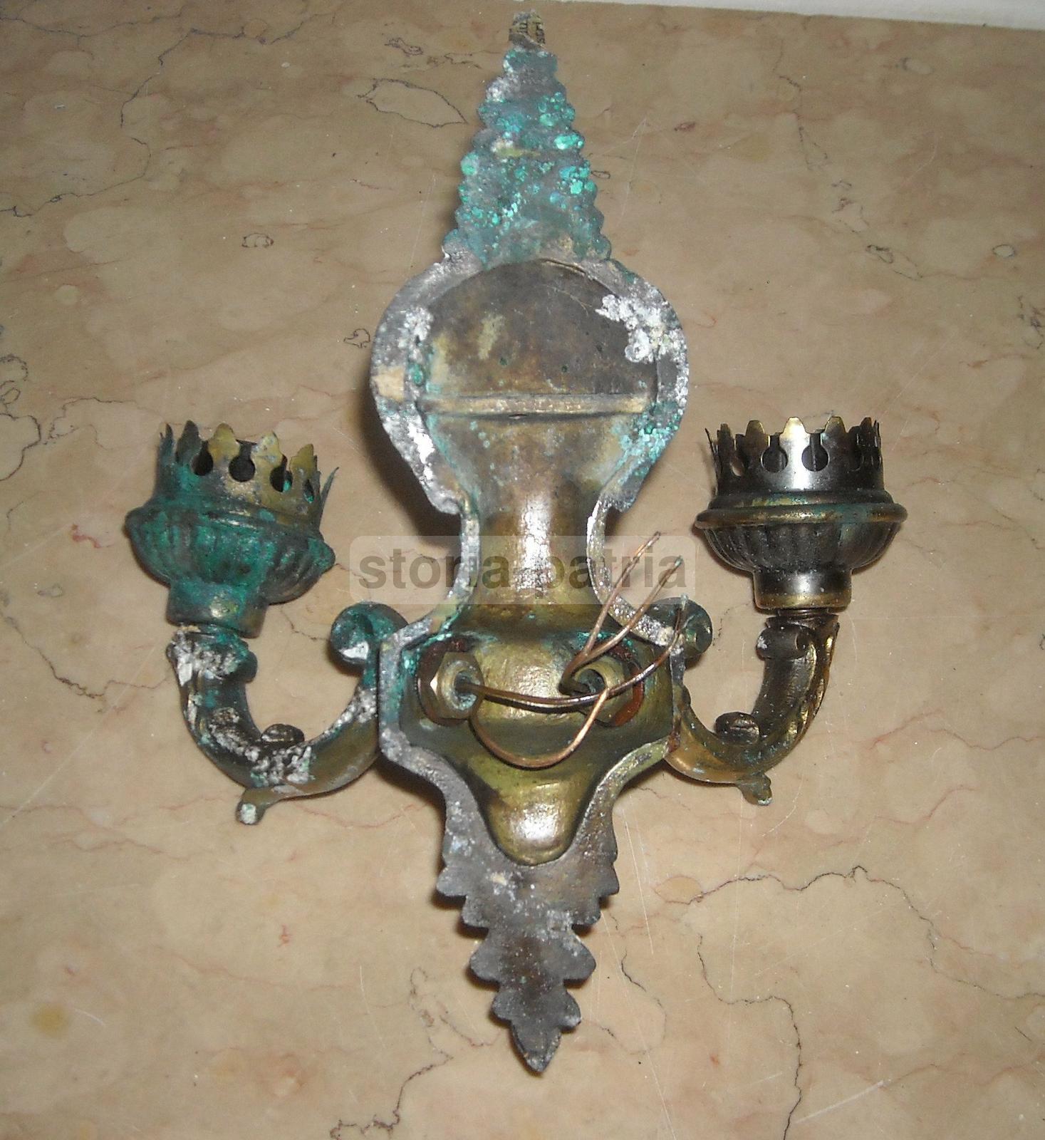 Modernariato, Decorativa Lampada Da Parete, Metallo Bronzato, Utilissima Applique immagine 9