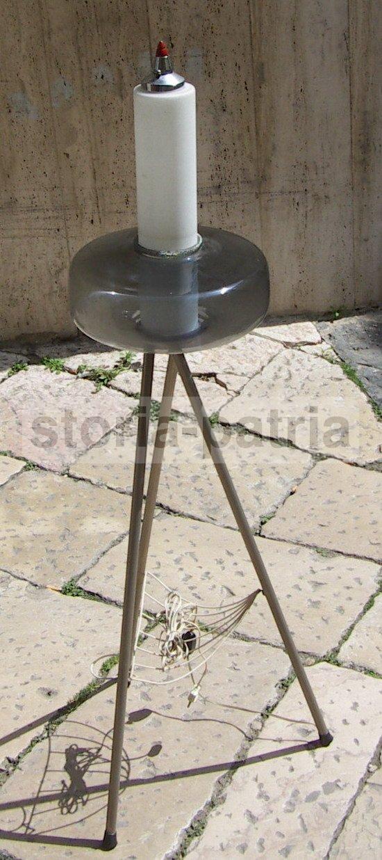 Modernariato, Design, Decorativa Lampada d'Epoca, Piantana E Portariviste, Inusuale immagine 4