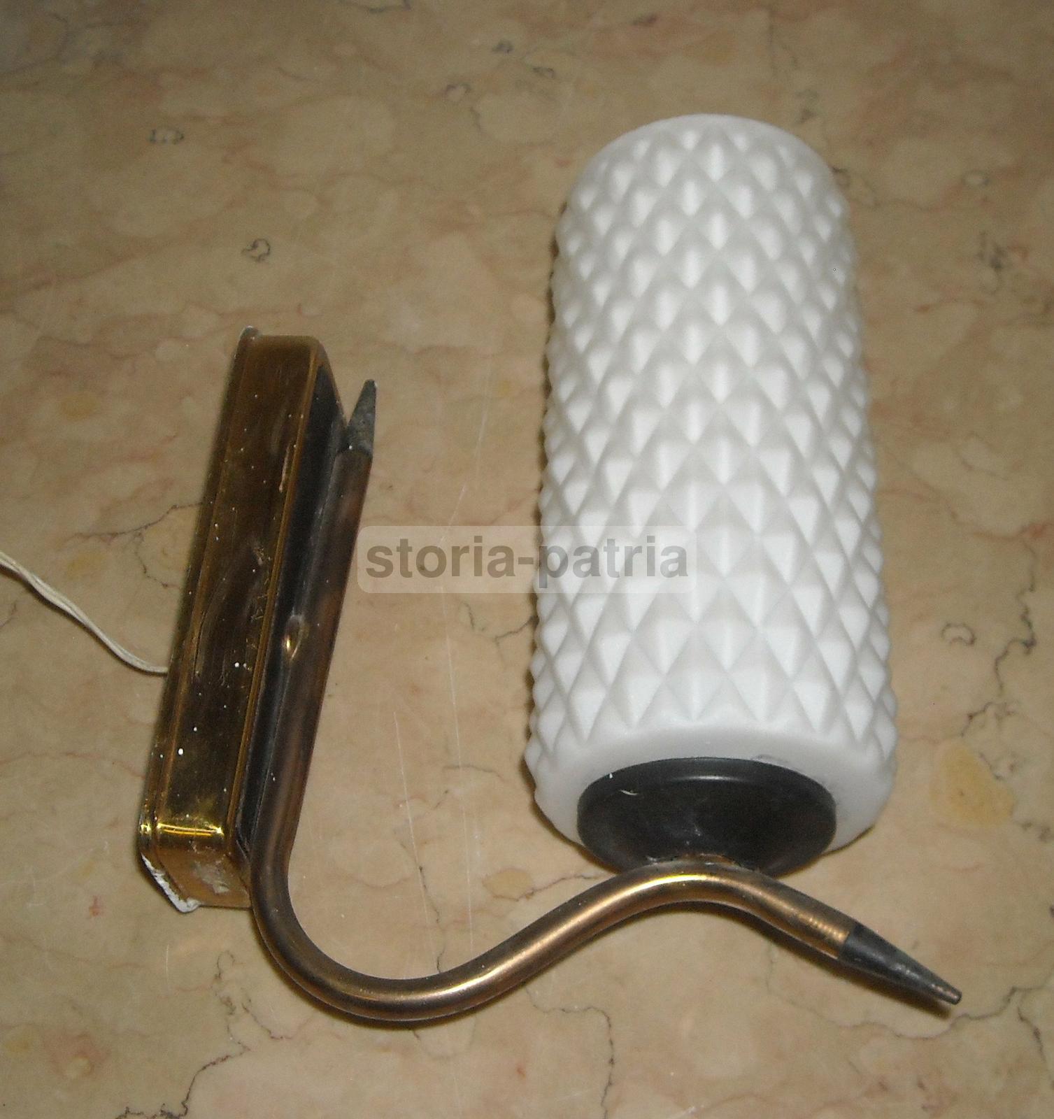 Modernariato, Design, Graziosa E Decorativa Applique, Con Vetro Opalescente Bianco immagine 2