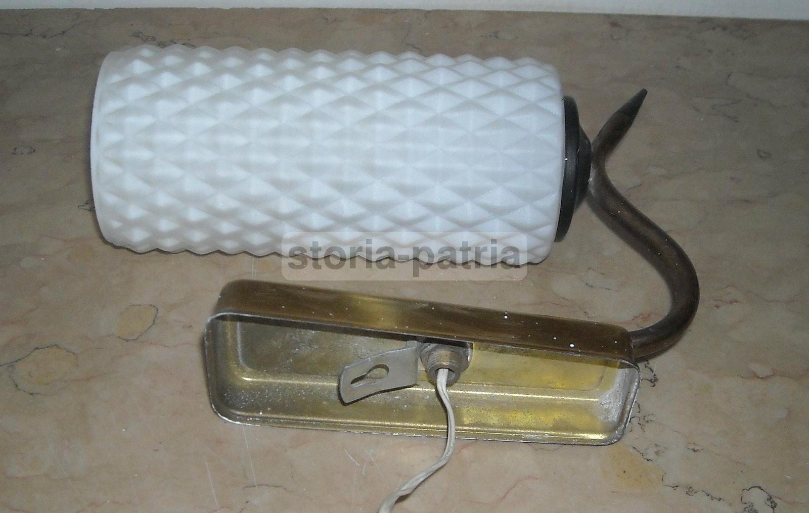 Modernariato, Design, Graziosa E Decorativa Applique, Con Vetro Opalescente Bianco immagine 4