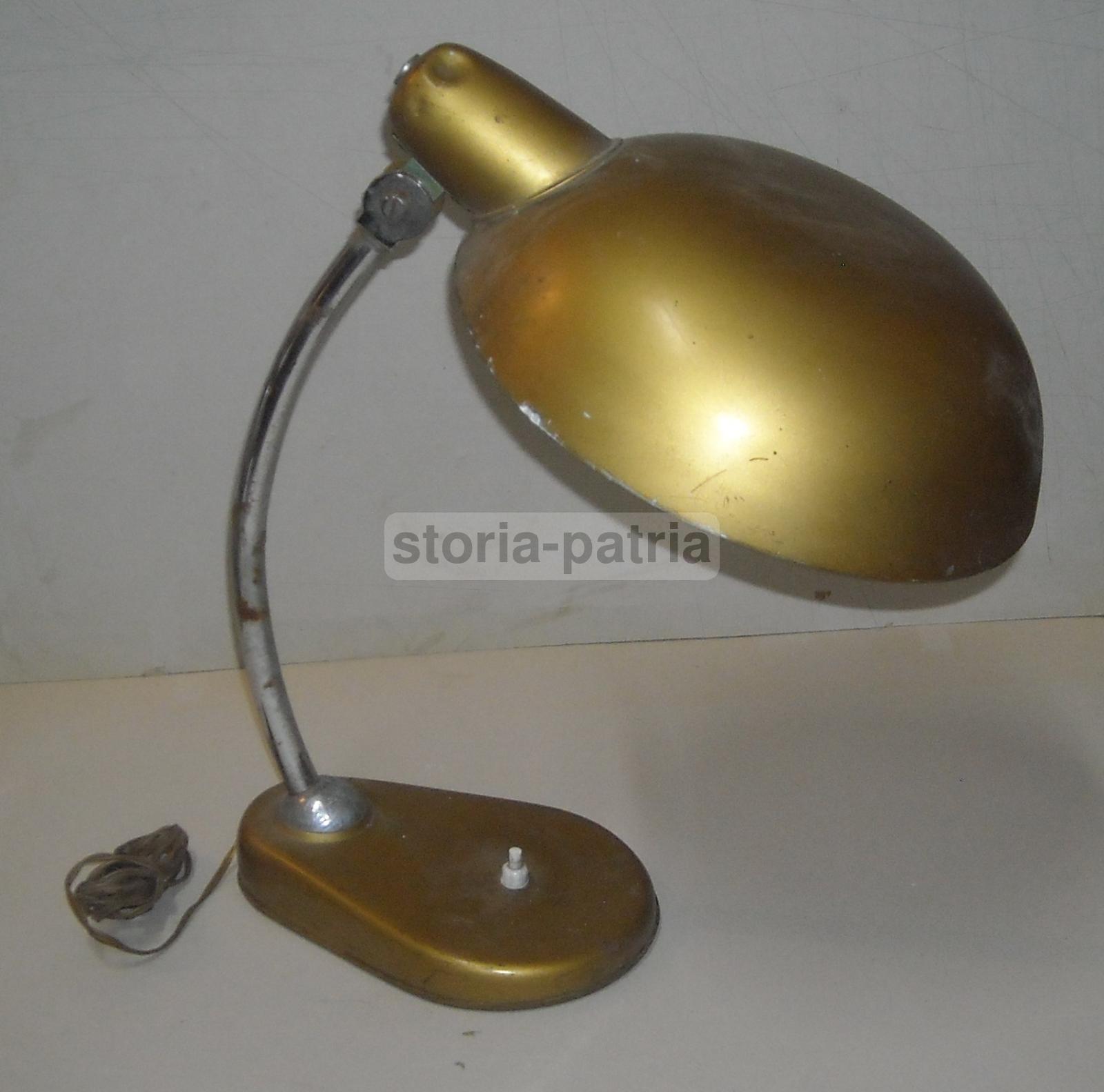 Modernariato, Design, Lampada Da Scrivania, Orientabile, In Metallo Laccato Cromato immagine 1