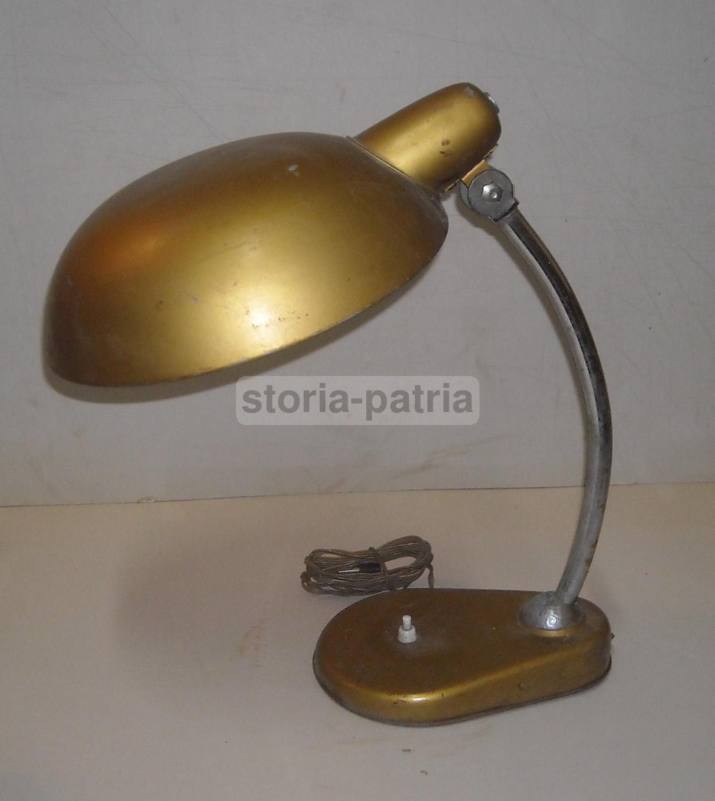 Modernariato, Design, Lampada Da Scrivania, Orientabile, In Metallo Laccato Cromato immagine 3